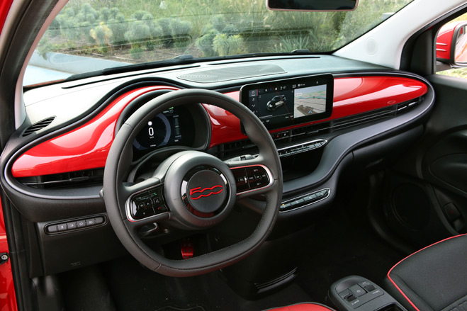 Бренд Fiat объявил цены на новый Fiat (500) RED в Польше
