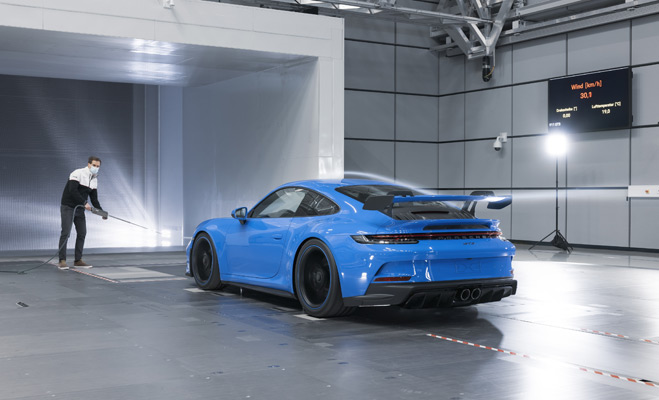 Новый Porsche 911 GT3 наполнен техническими инновациями.
