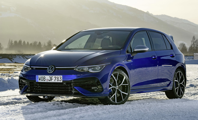 The new Golf R sets new performance standards.