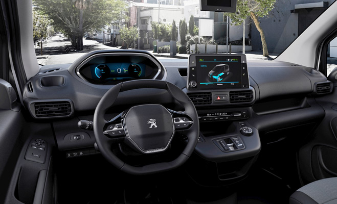 Новый электронный партнер Peugeot