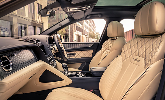 Новая модель Bentley Hybrid — Bentayga Hybrid