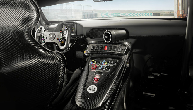Mercedes-AMG GT4: новая версия знаменитой модели