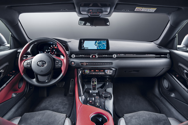 Toyota GR Supra с новым двигателем 2.0 поступила в продажу