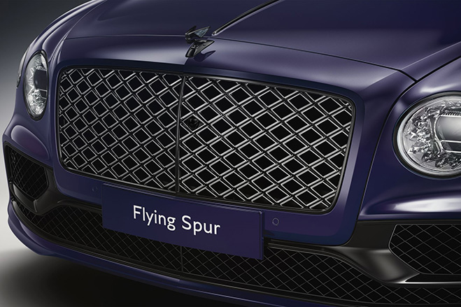 Bentley Flying Spur Mulliner available in Blackline version