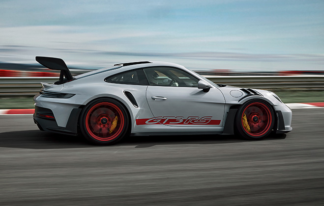 The new Porsche 911 GT3 RS is built for performance