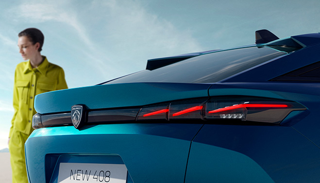 Новый Peugeot 408 — динамичный и инновационный фастбэк