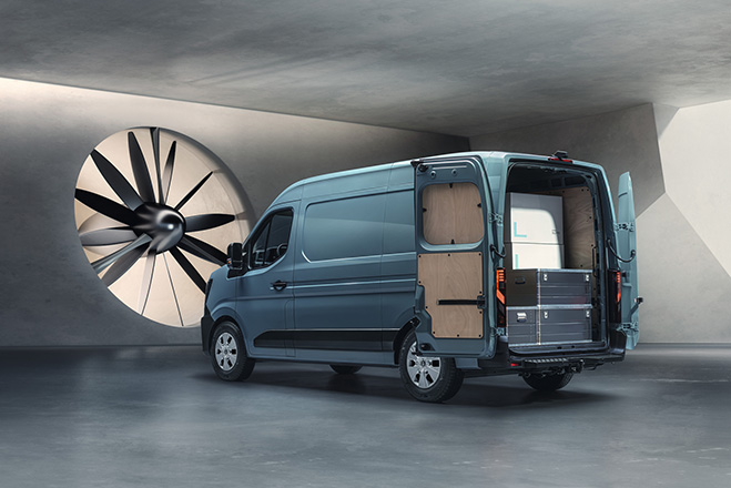 Новый Renault Master – мультиэнергетический Aerovan нового поколения