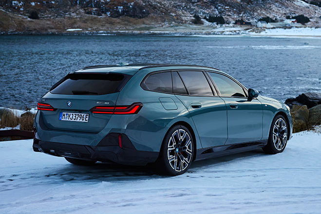 Новый BMW 5 серии Touring – теперь еще и электрический